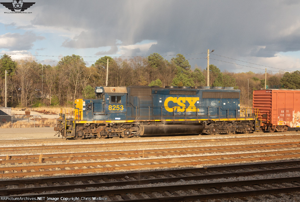 CSX 8253